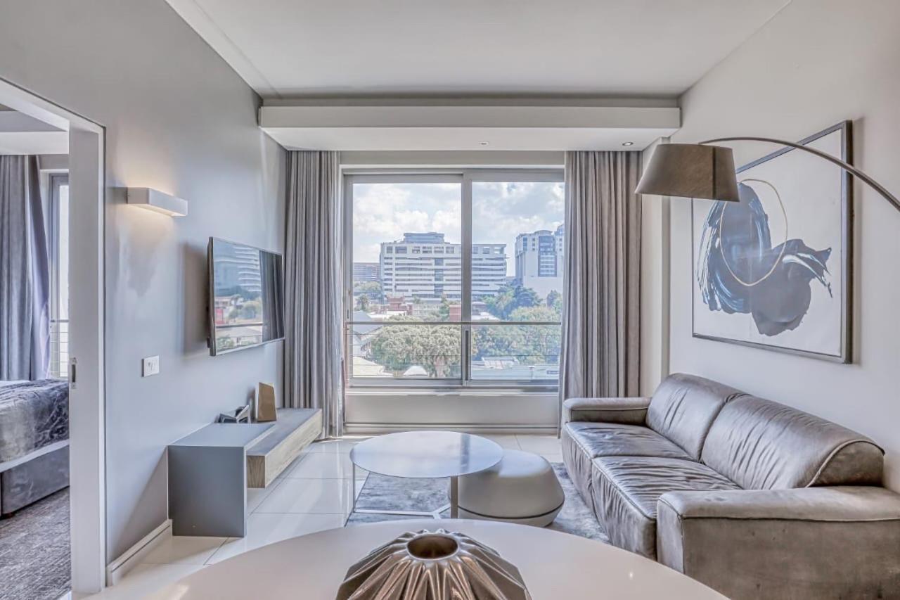 Hotel Apartment In Sandton Private Unit Johannesburg Exterior foto